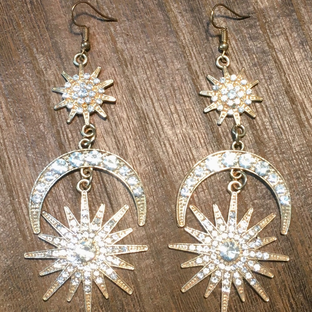 SOURCE UNKNOWN Gold Silver moon stars statement earrings Rhinestone Pierced Bold - Picture 8 of 8